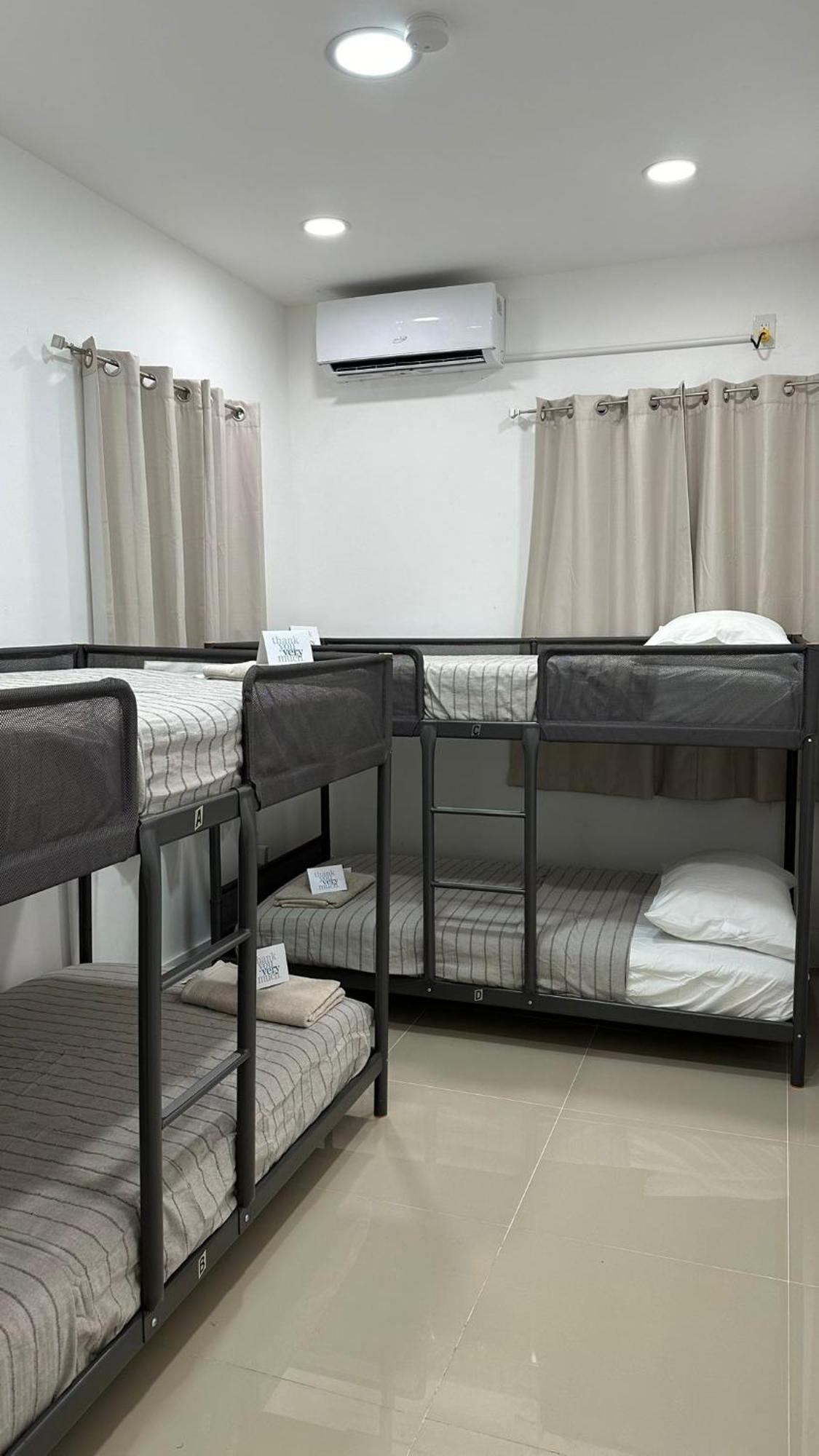 203 Miami Shared Rooms For Men Central Comfortable, Affordable Bagian luar foto